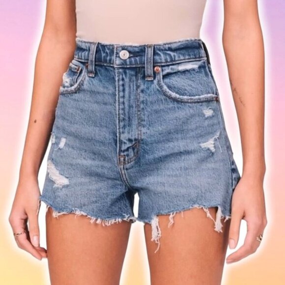 NWT ABERCROMBIE & FITCH High Rise Mom Cut-Off Denim Short Sz 22 - Picture 1 of 8